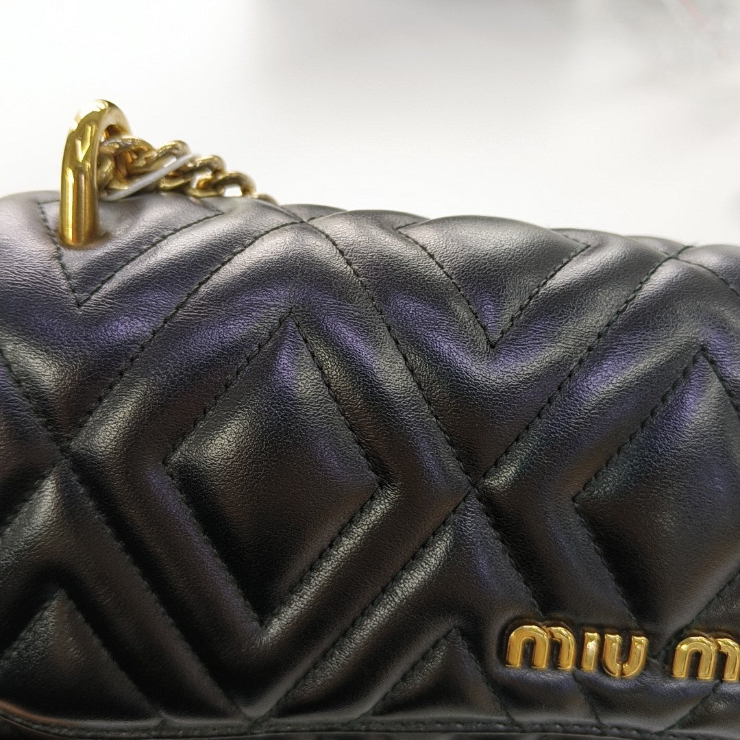 Quilted Calfskin Shoulder Bag Black