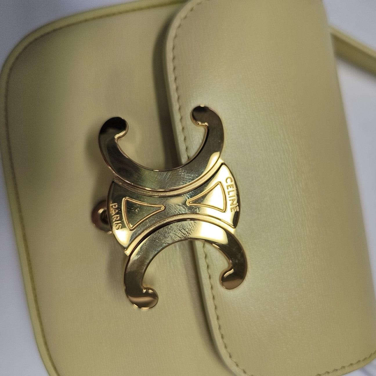 TRIOMPHE Mini Calfskin Yellow