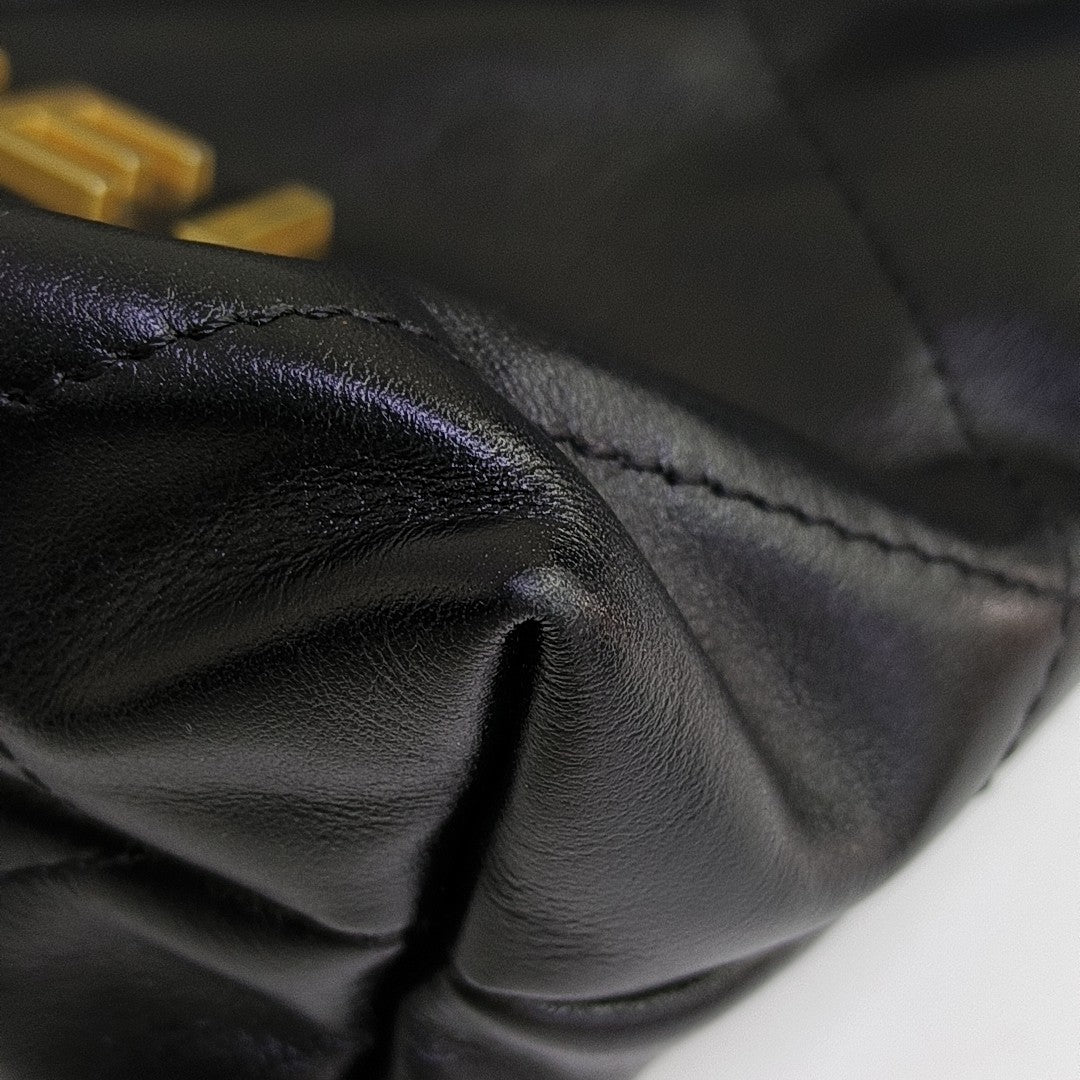 CHANEL 22 Mini Quilted Calfskin Black