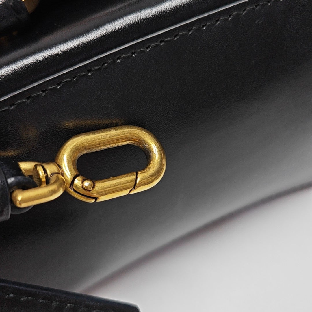 Hourglass S Calfskin Black