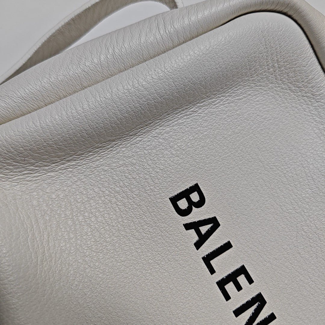 Calfskin Shoulder Bag Small White