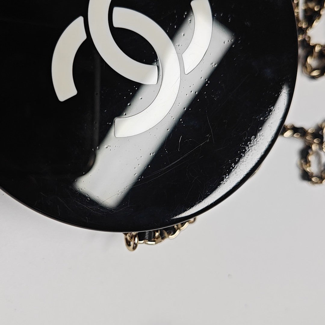 Special Material Shoulder Bag Black