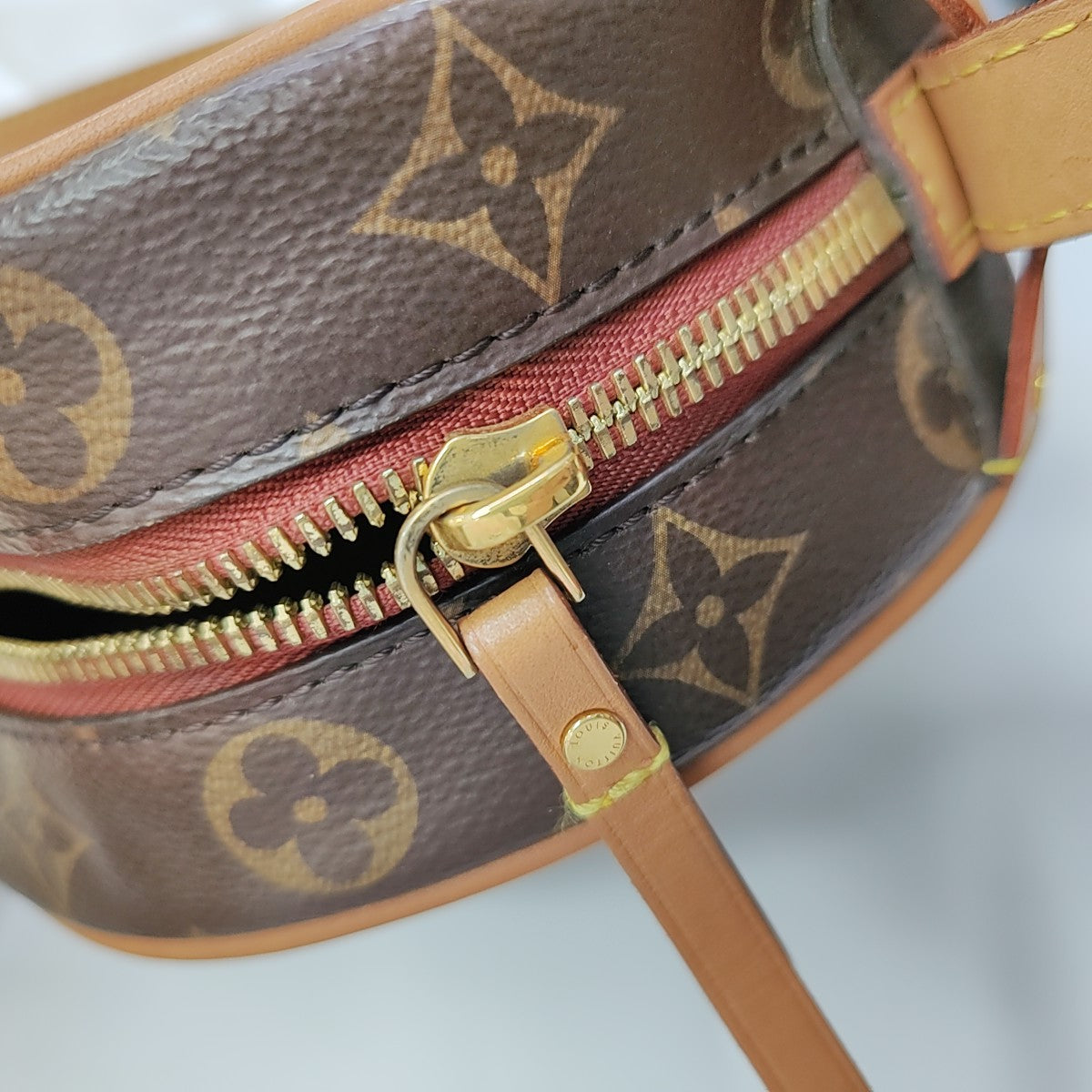 BOITE CHAPEAU PM Monogram Coated Canvas Brown