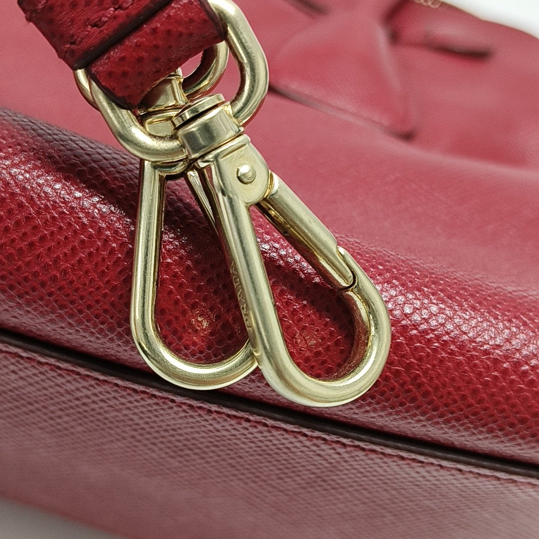 Calfskin Shoulder Bag Red