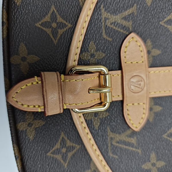 SAUMUR BB Monogram Coated Canvas Brown