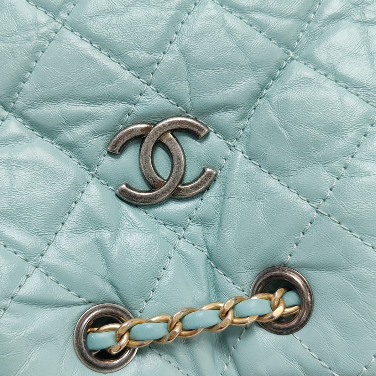 GABRIELLE Small Quilted Calfskin Green