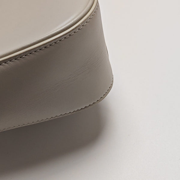 LE 5 À 7 Small Calfskin White