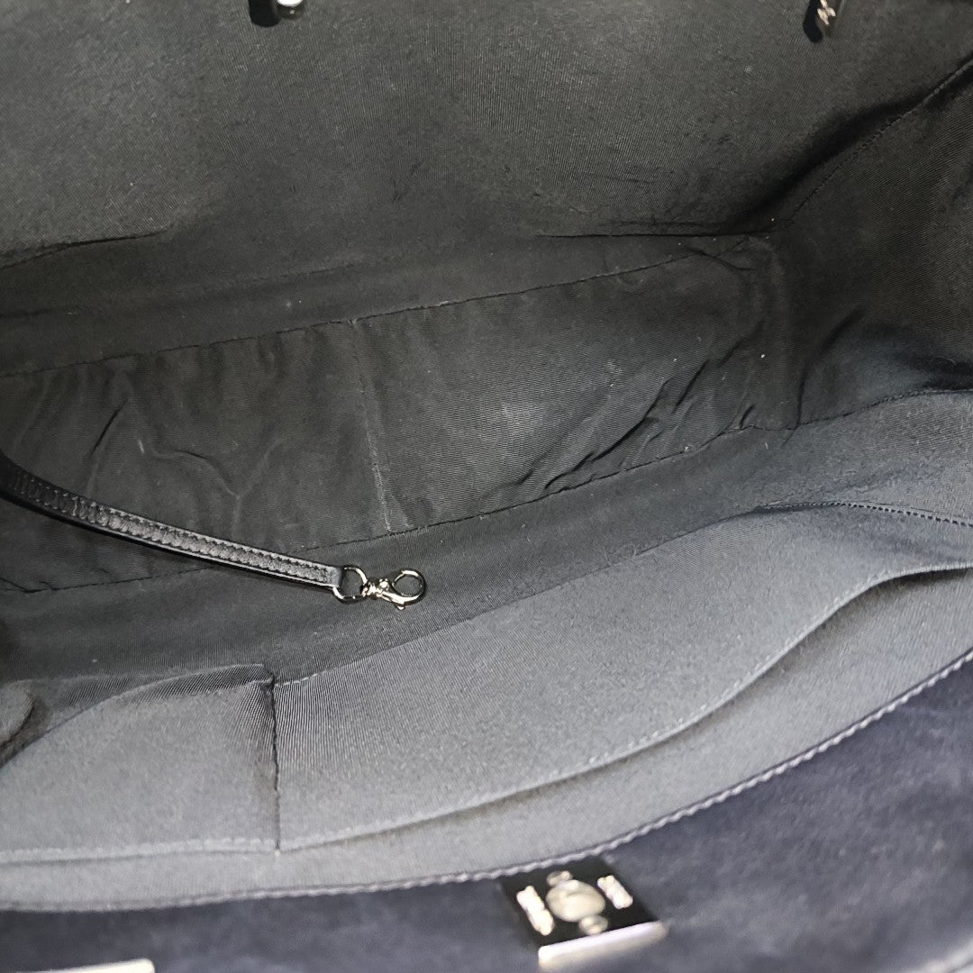 Quilted Calfskin Large Black