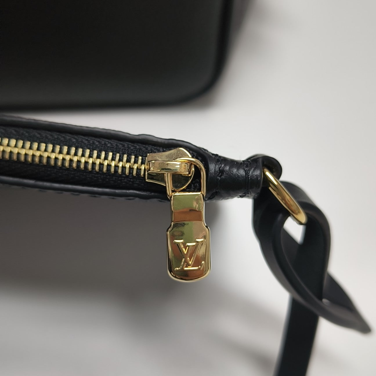 ALL IN Calfskin Black