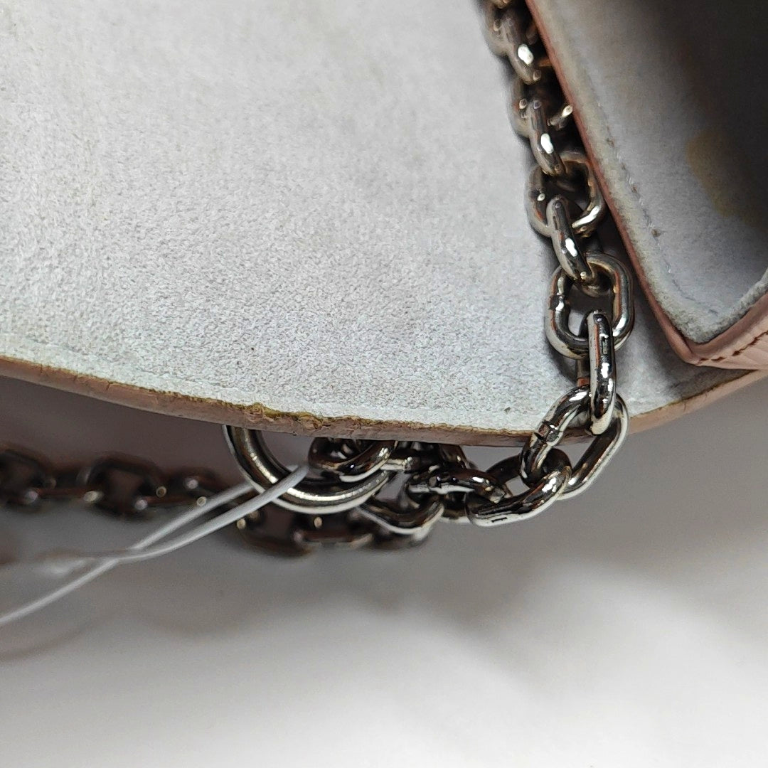 Authenticated pre-owned  TWIST MM Epi Pink - Shoulder Bag at Looply