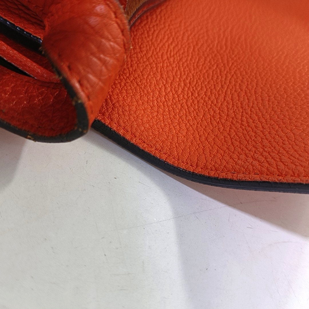 Authenticated pre-owned  Jackie 1961 Calfskin Orange - Crossbody Bag at Looply