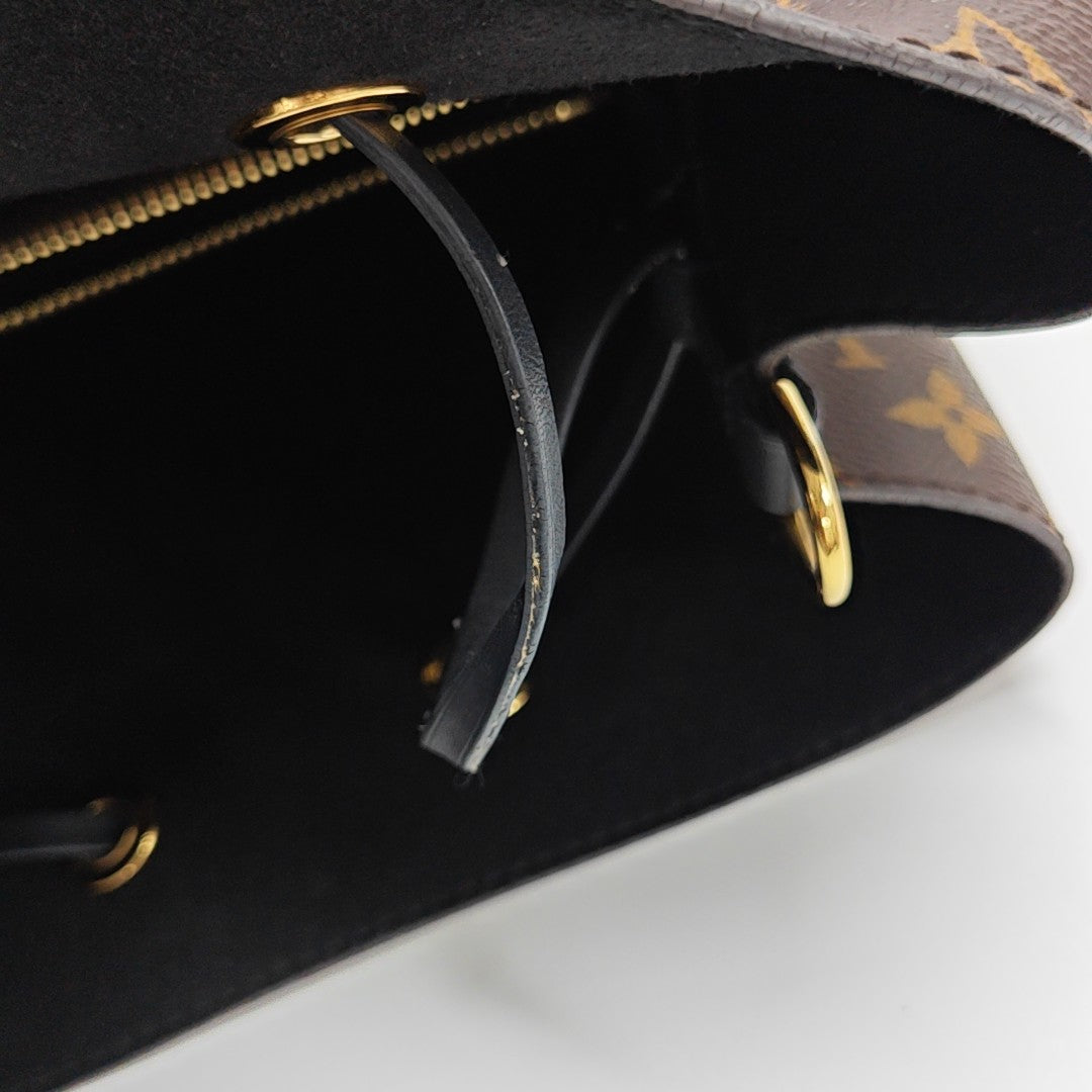 NÉONOÉ MM Monogram Coated Canvas Brown