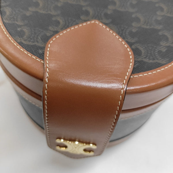 Authenticated pre-owned  TRIOMPHE Medium Coated Canvas Brown - Shoulder Bag at Looply