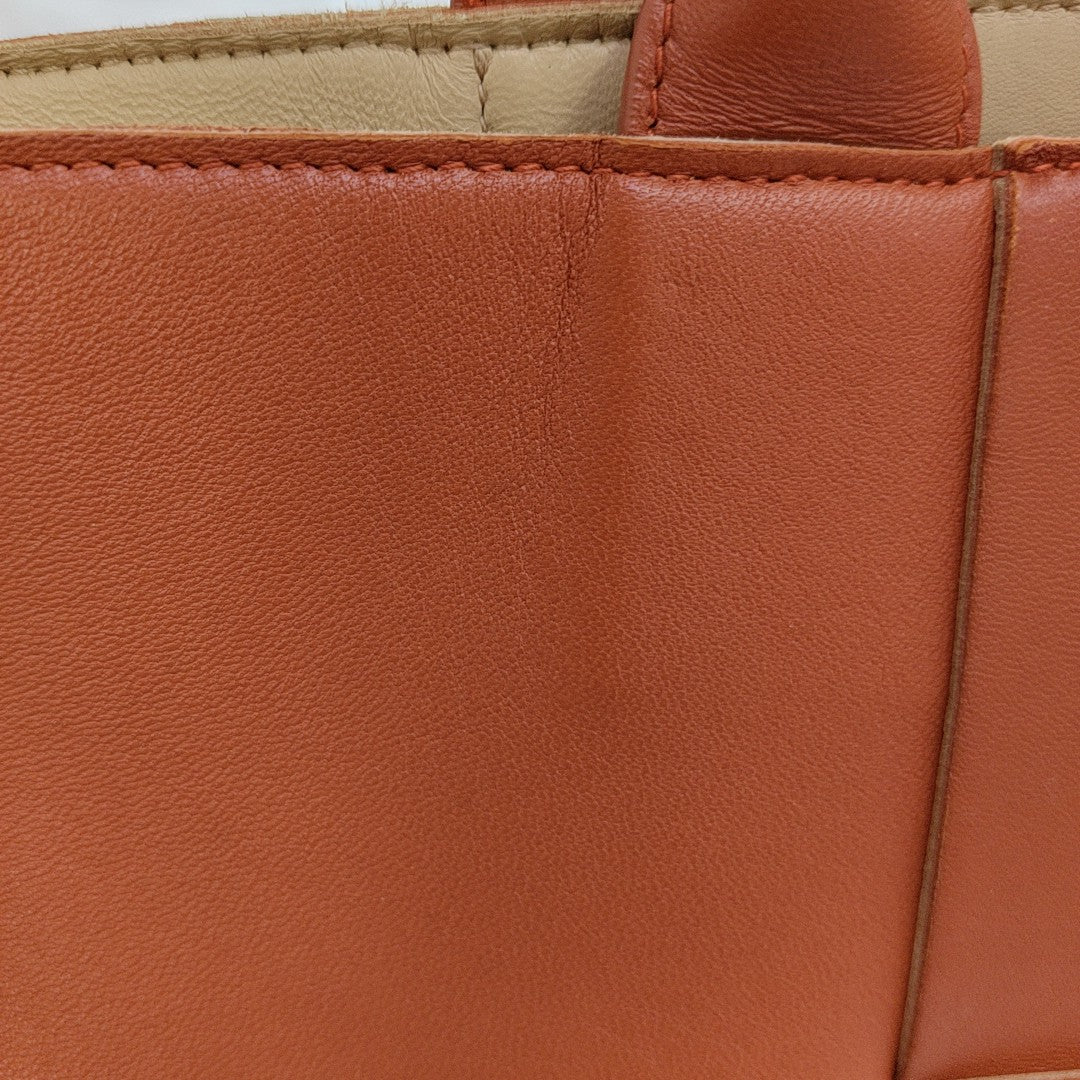 Arco Small Lambskin Red
