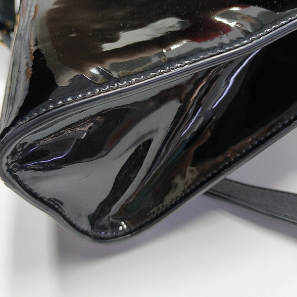 MANHATTAN Medium Patent Leather Black
