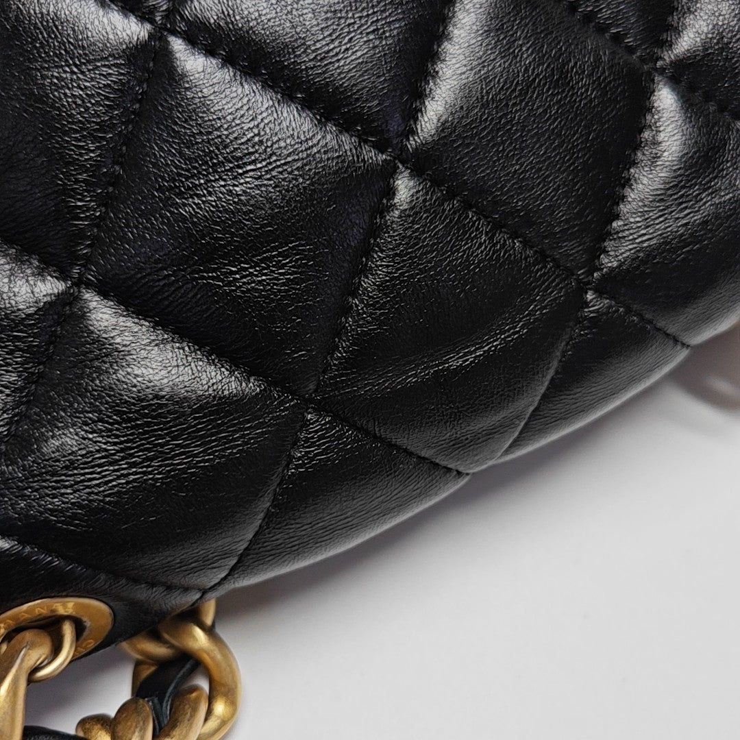 Quilted Lambskin Shoulder Bag Black