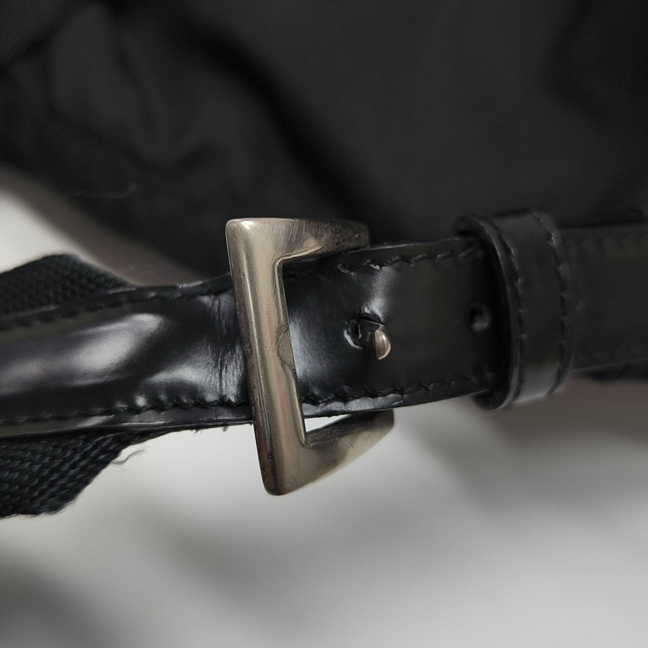 Vela Small Nylon Black