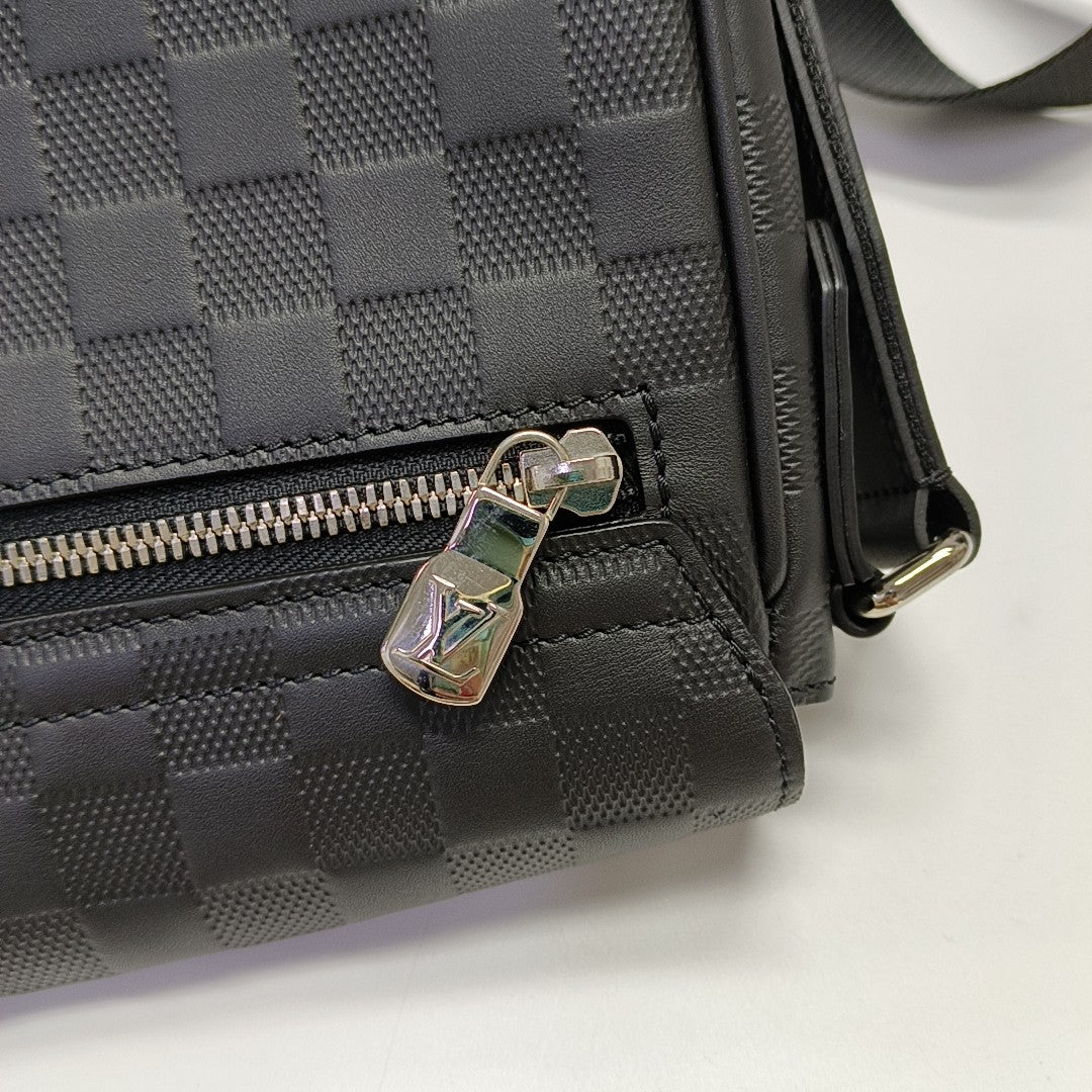 DISTRICT PM Damier Graphite Calfskin Black