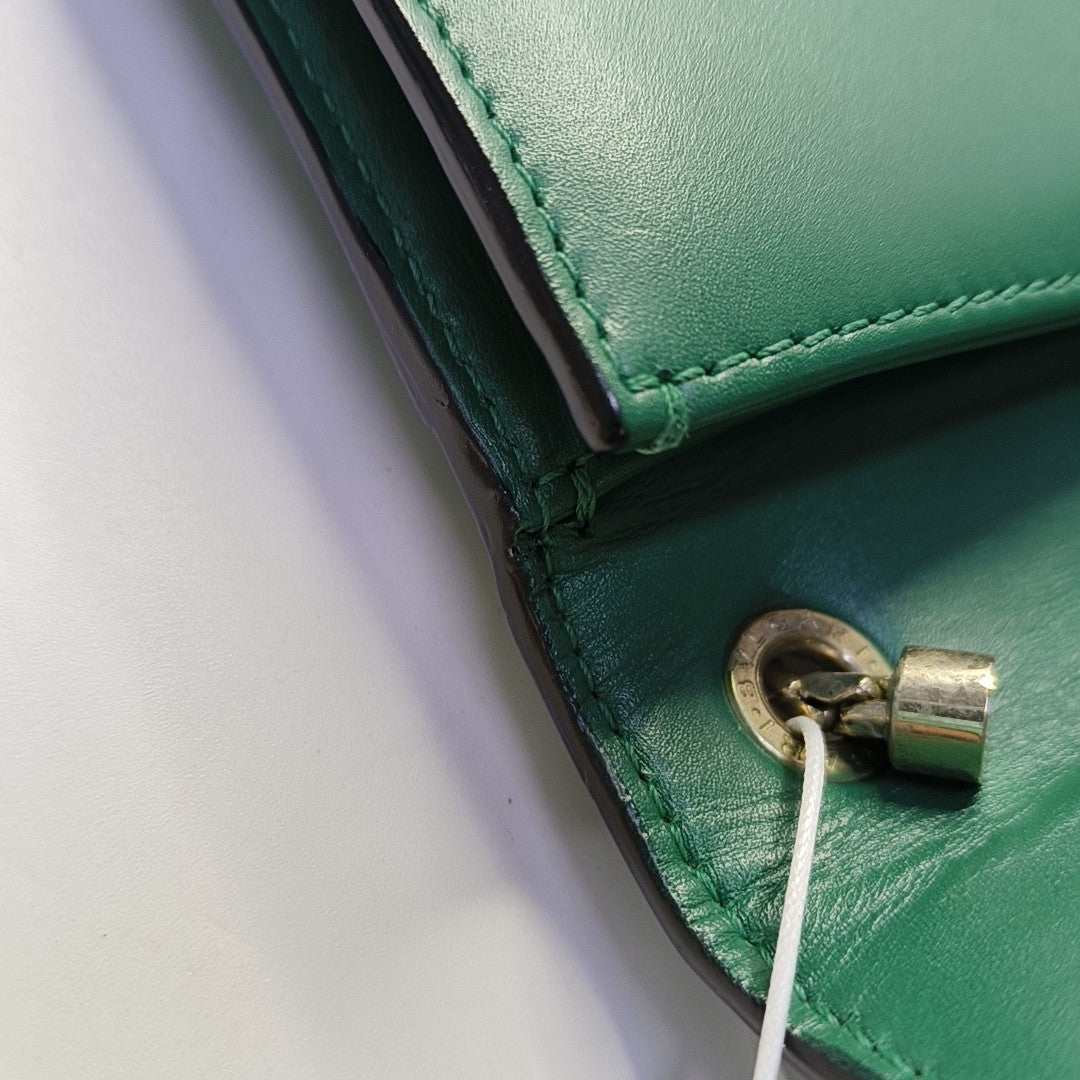 SERPENTI FOREVER Small Stingray Leather Green