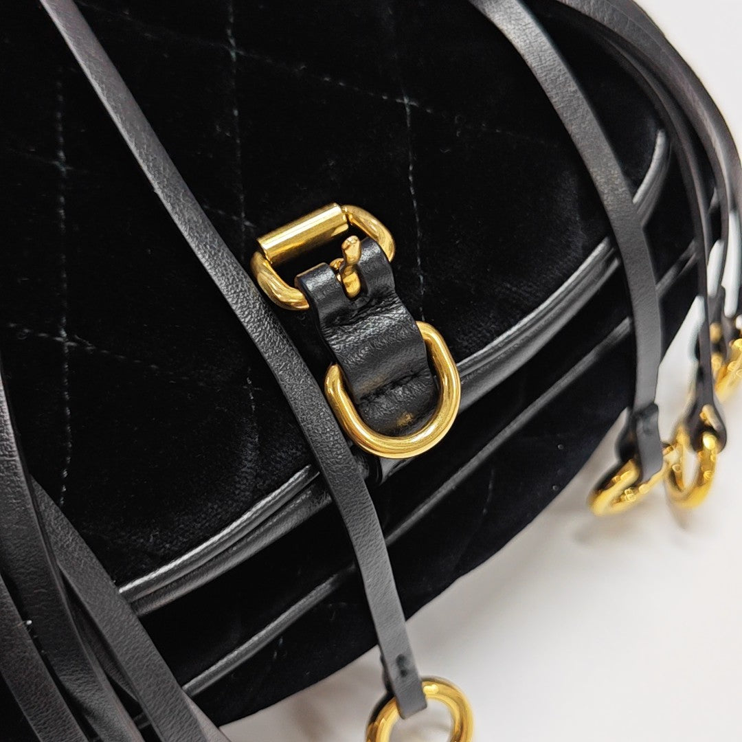 Belt Bag Quilted Velvet Black