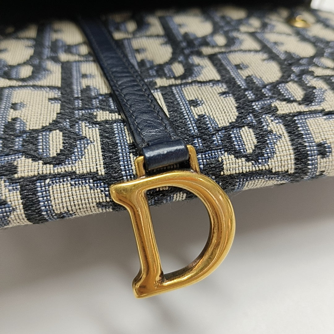Authenticated pre-owned  Saddle Small Oblique Canvas Blue - Crossbody Bag at Looply