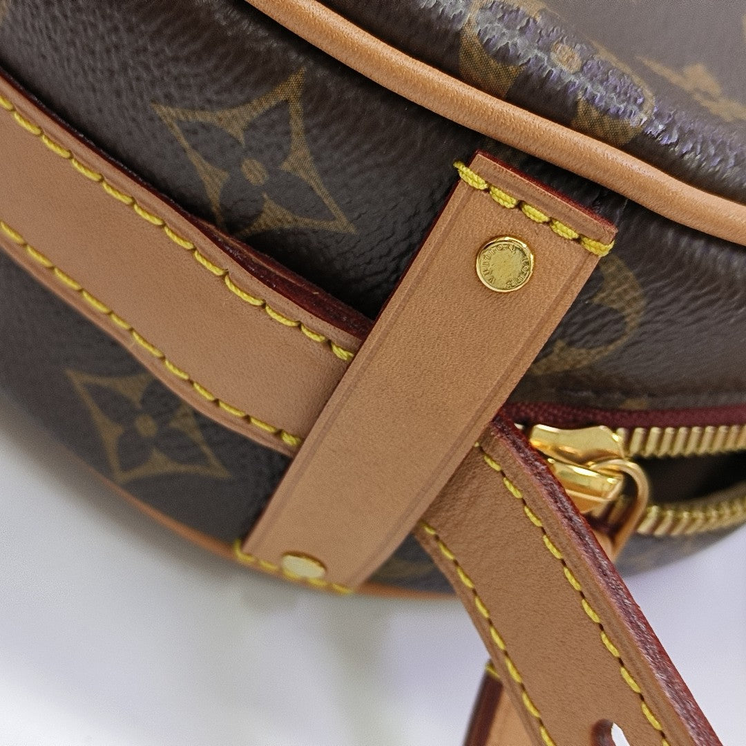 BOITE CHAPEAU PM Monogram Coated Canvas Brown