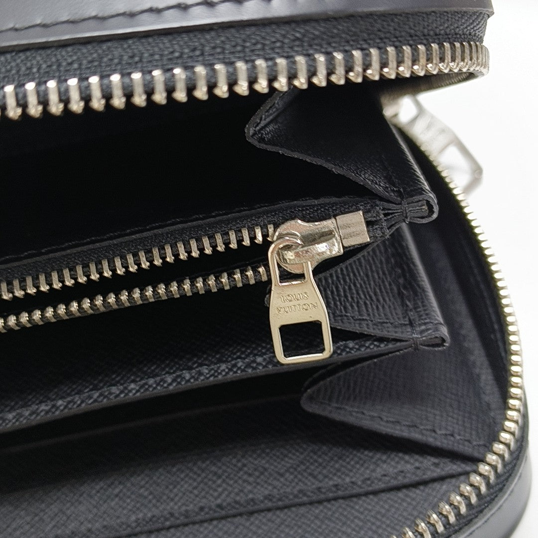 ZIPPY Extra Large Damier Graphite Coated Canvas Gray