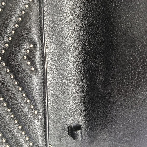 MONOGRAM Medium Chevron Calfskin Black