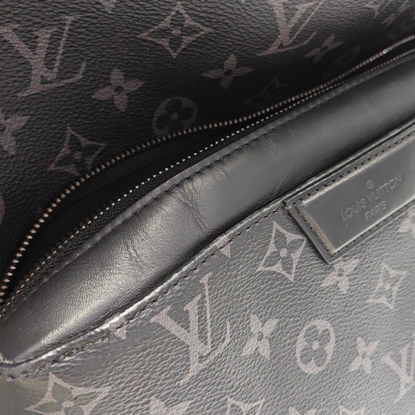 DISCOVERY PM Monogram Coated Canvas Black