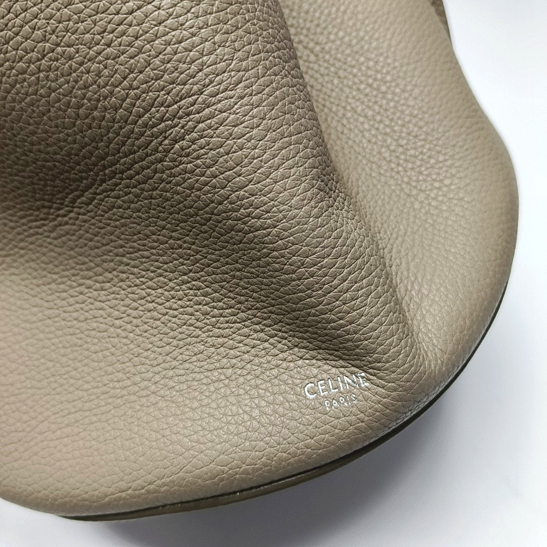 Authenticated pre-owned  BIG BAG Calfskin Beige - Bucket Bag at Looply