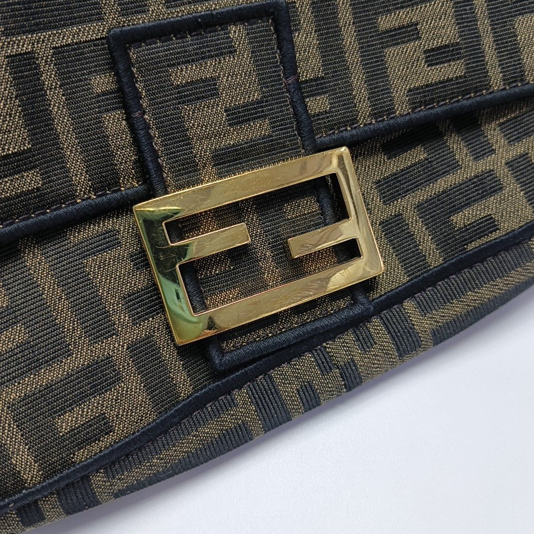 Baguette Medium Canvas Brown