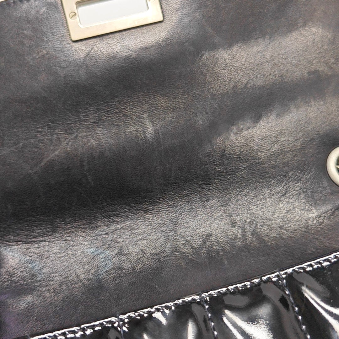 Authenticated pre-owned  2.55 Quilted Patent Leather Black - Shoulder Bag at Looply