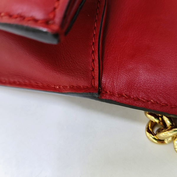 Authenticated pre-owned  Padlock Small Calfskin Red - Crossbody Bag at Looply