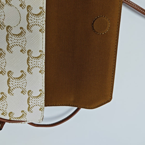 TRIANGLE Coated Canvas Brown
