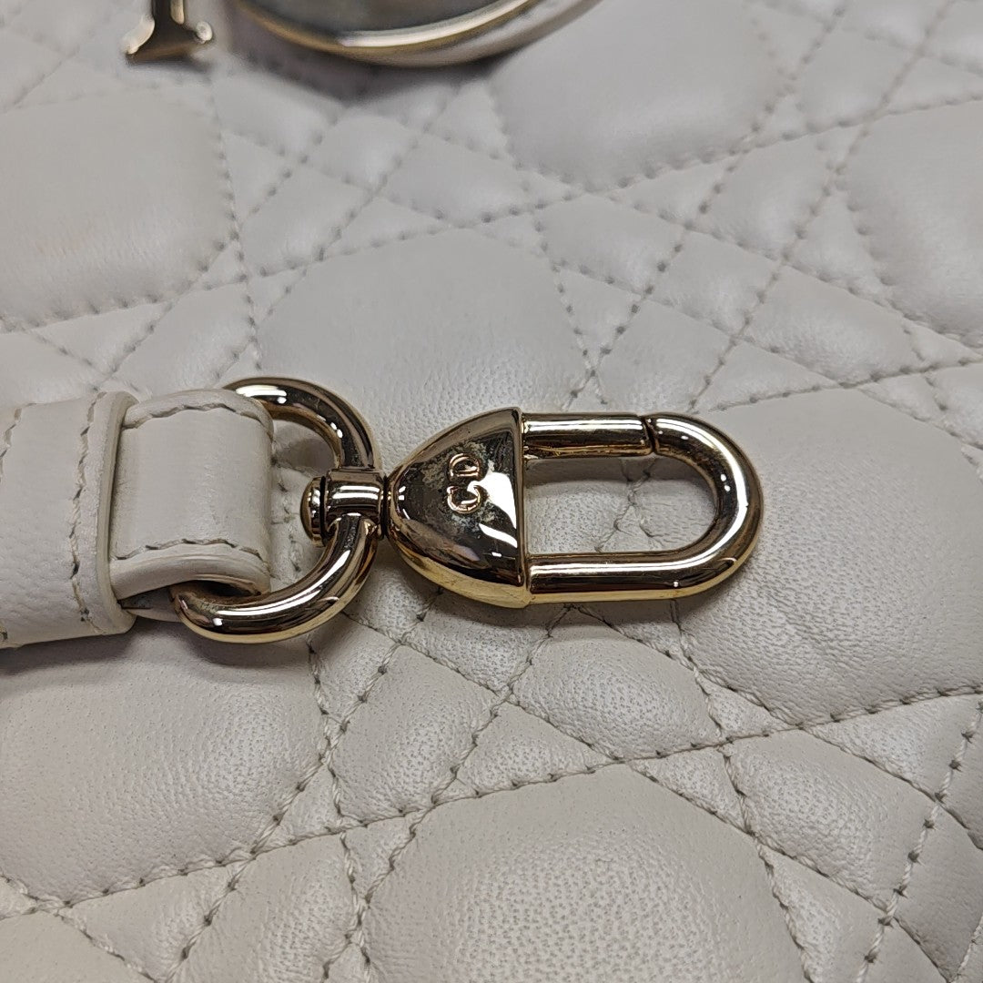 Lady Dior Small Cannage Lambskin White