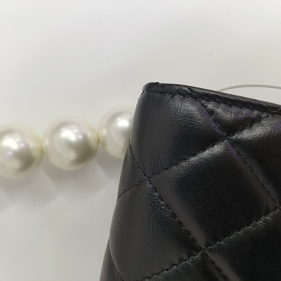 Quilted Calfskin Shoulder Bag Black