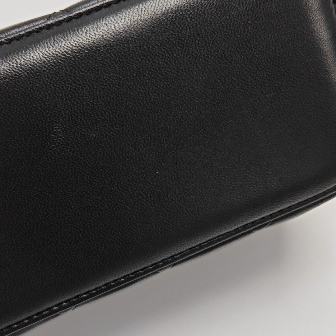 VANITY CASE Small Quilted Lambskin Black