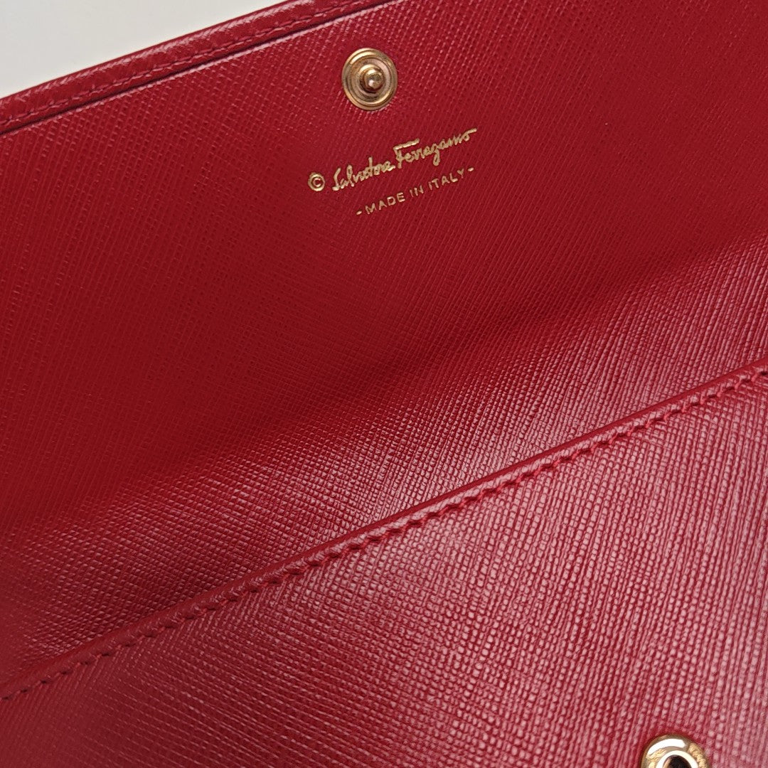 Vara Calfskin Red Wallet