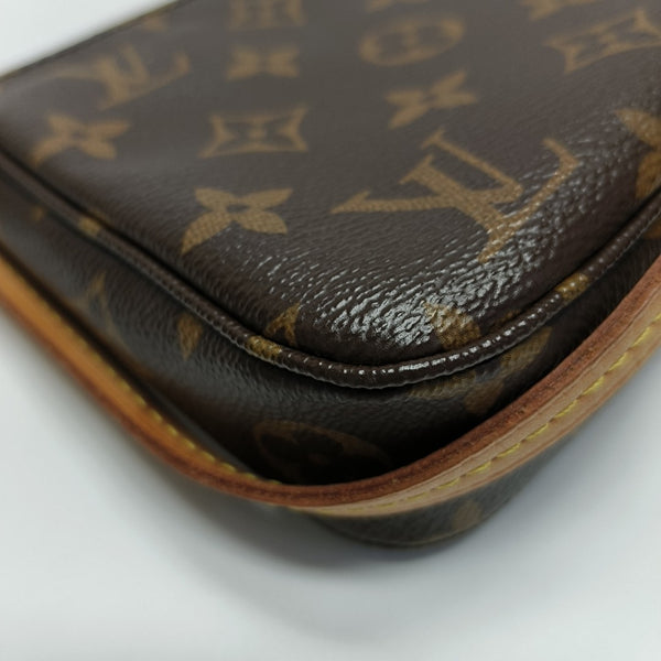 ACCESSOIRES GM Monogram Coated Canvas Brown