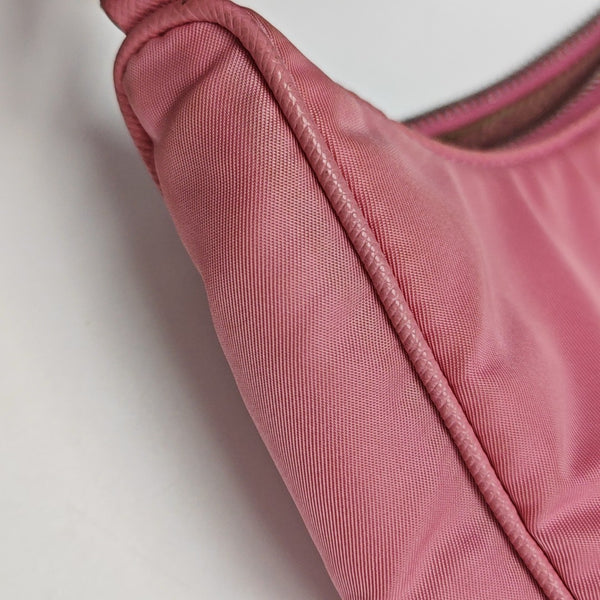 Re-Edition2000 Nylon Pink