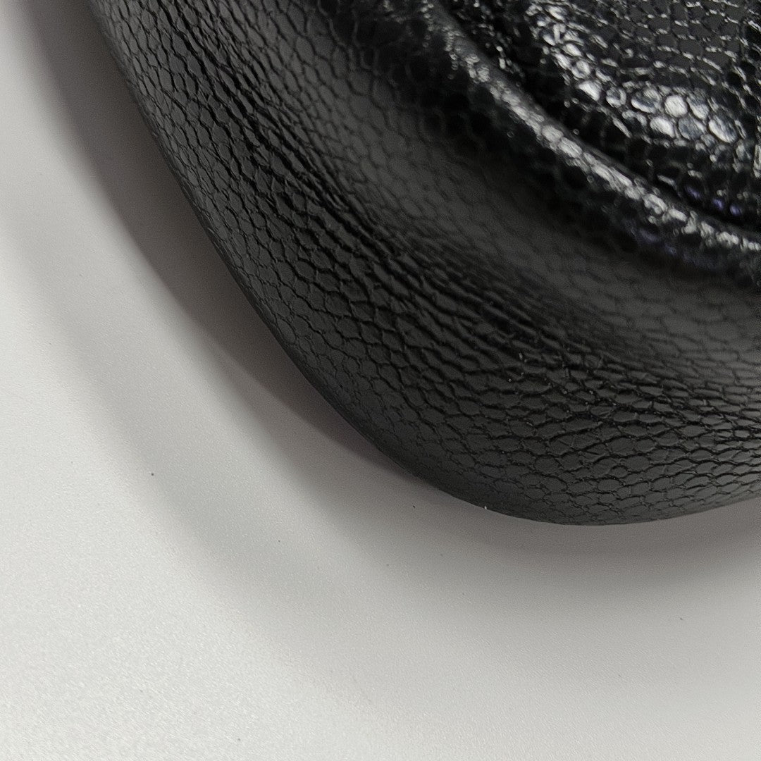 Diamond Quilted Grained Calfskin Black
