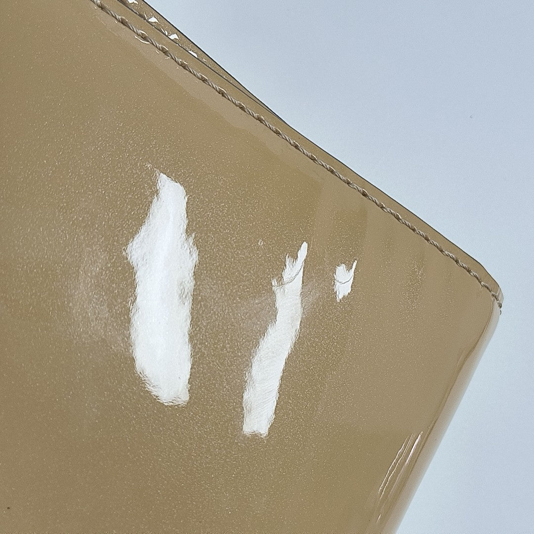LOUISE Patent Leather Beige