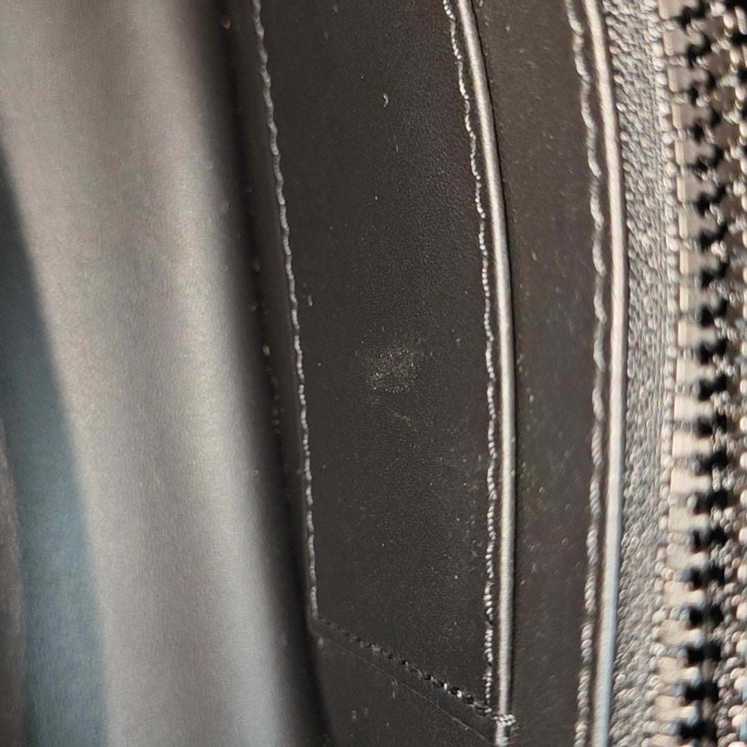 CAPUCINES MM Calfskin Black