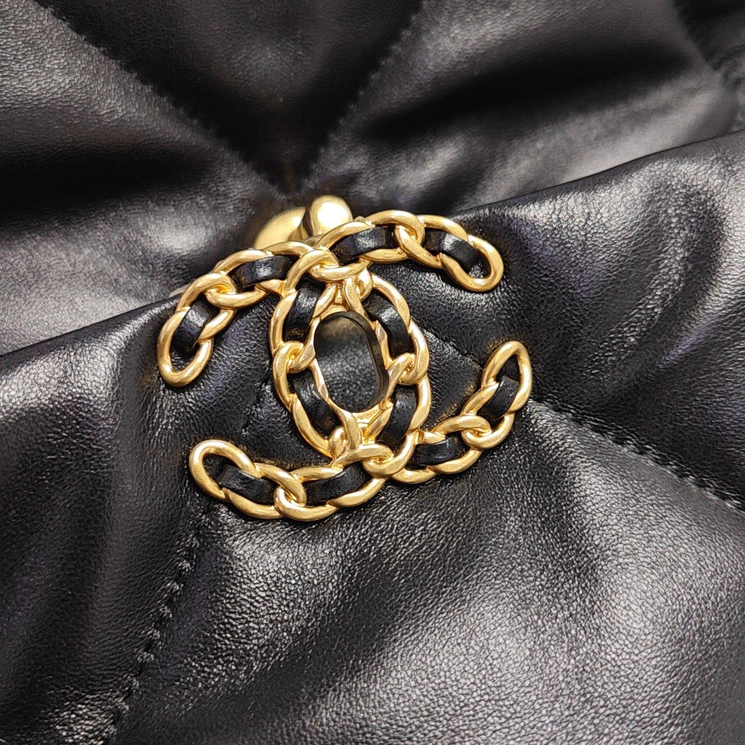 CHANEL 19 Large Quilted Lambskin Black