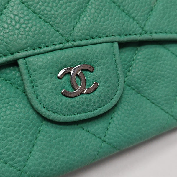 CLASSIC FLAP Mini Quilted Grained Calfskin Green