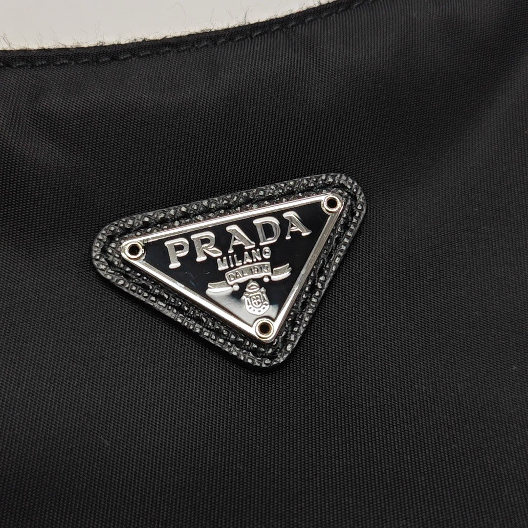 Re-Edition2000 Mini Nylon Black