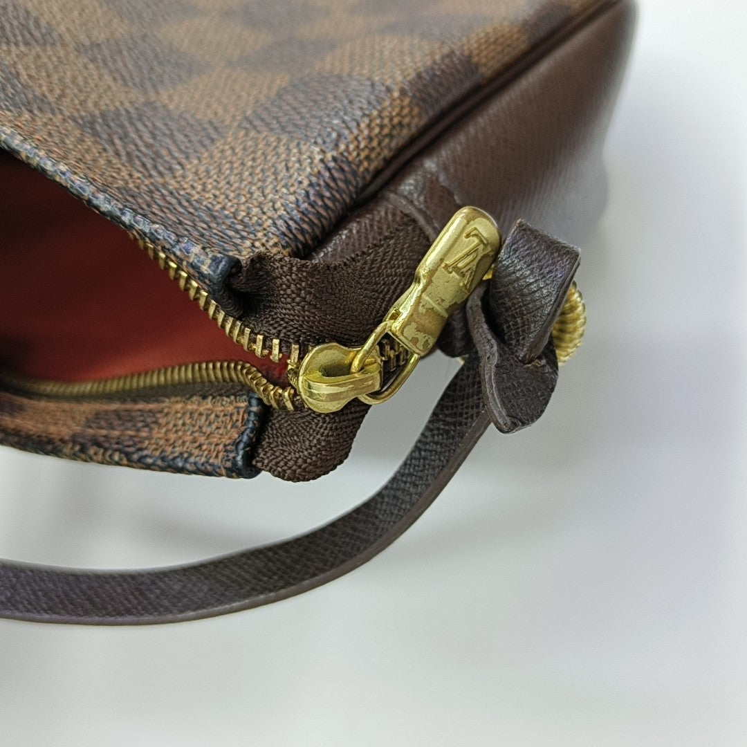 TROUSSE MAKE UP Damier Ebene Coated Canvas Brown
