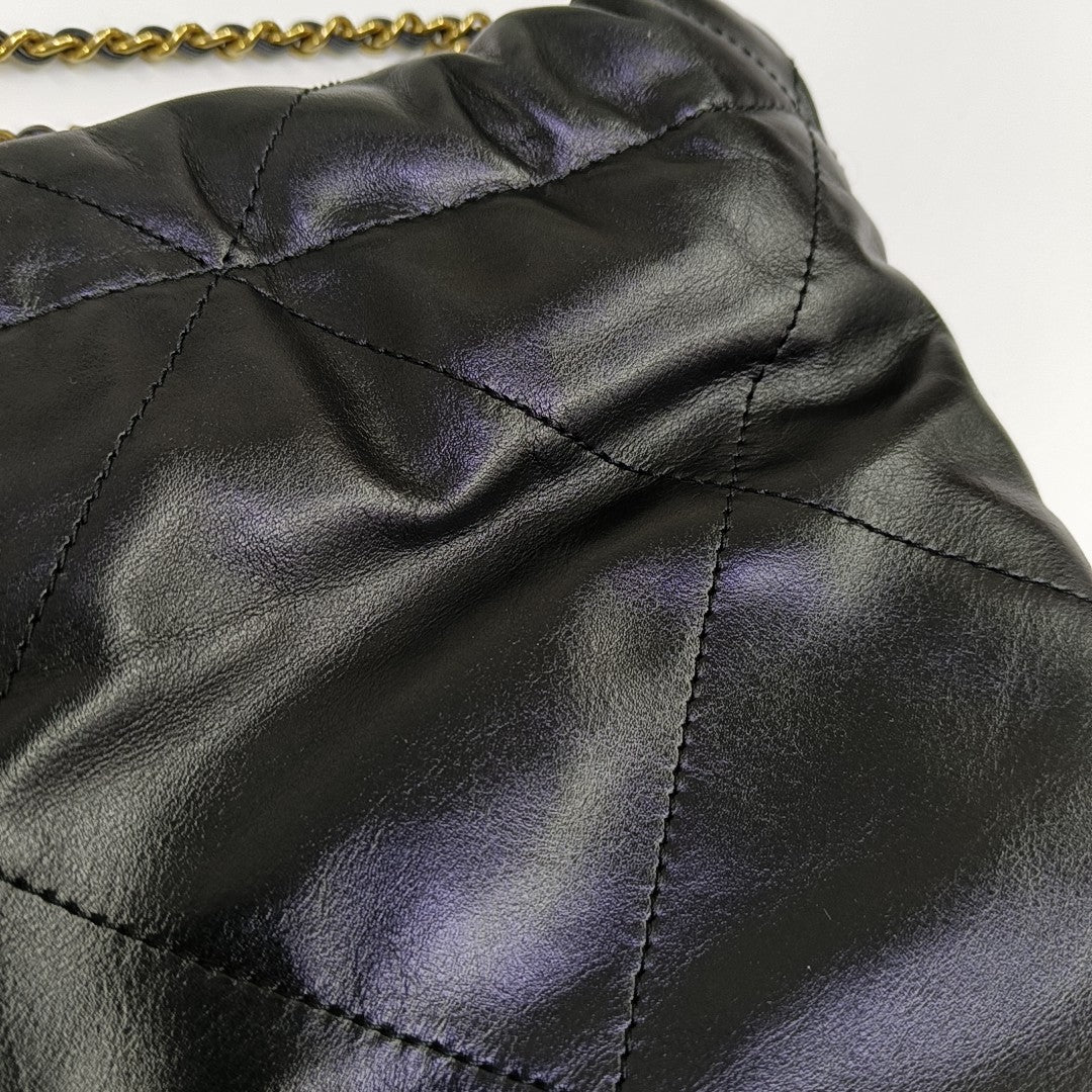 CHANEL 22 Mini Quilted Calfskin Black