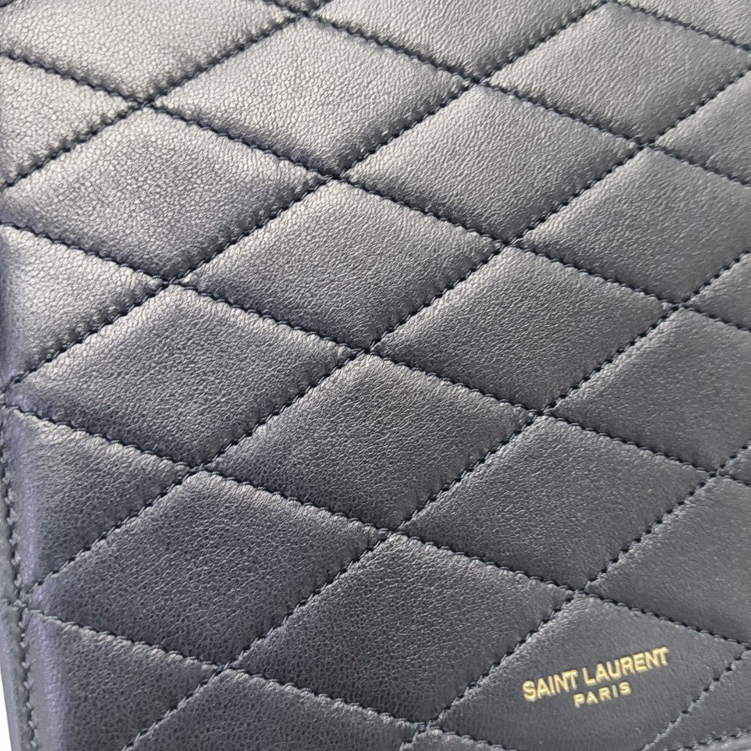 LE MAILLON Quilted Lambskin Black