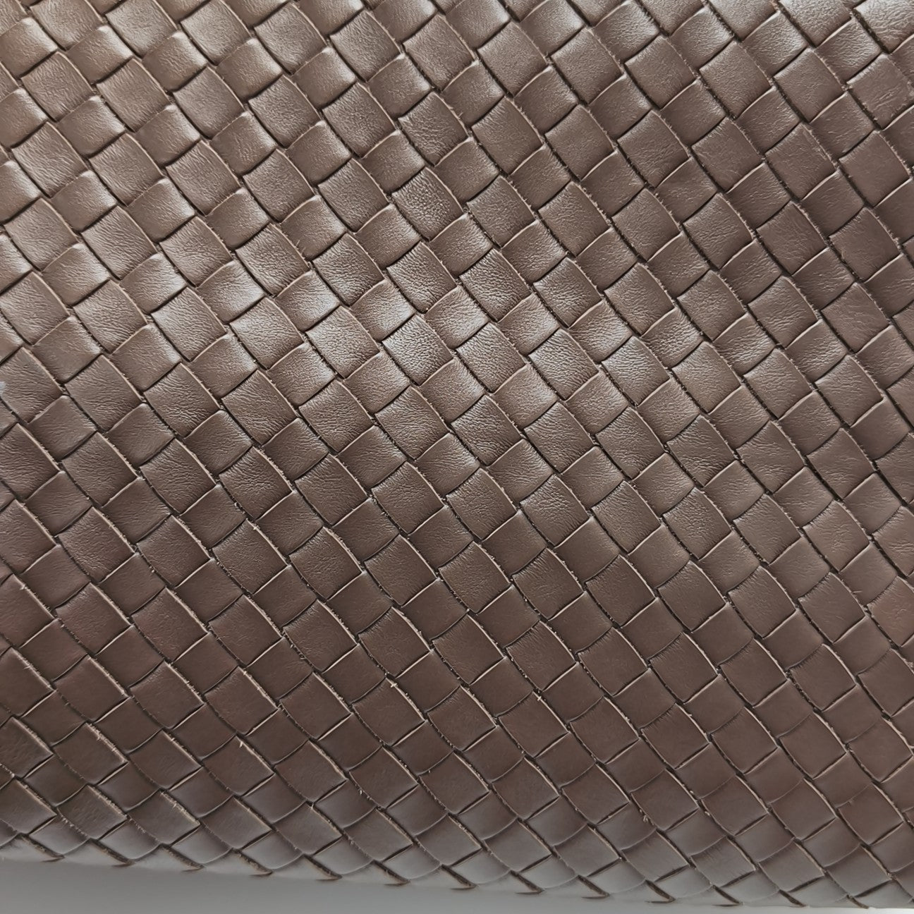 Roma Medium Calfskin Brown